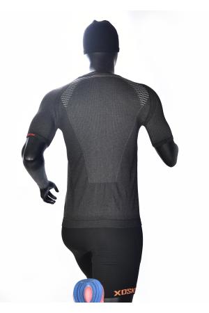 2.1 Men's Short Sleeve Ultra Light Weight Base Layer-Made in the USA-The weight of a medium short sleeve shirt according to a Bonvoisen Electronic Scale is 3.1267 ounces or .195 pounds. 